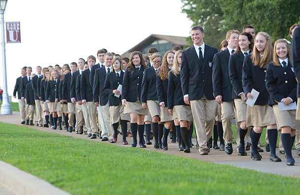 Students walk along Opportunity Avenue